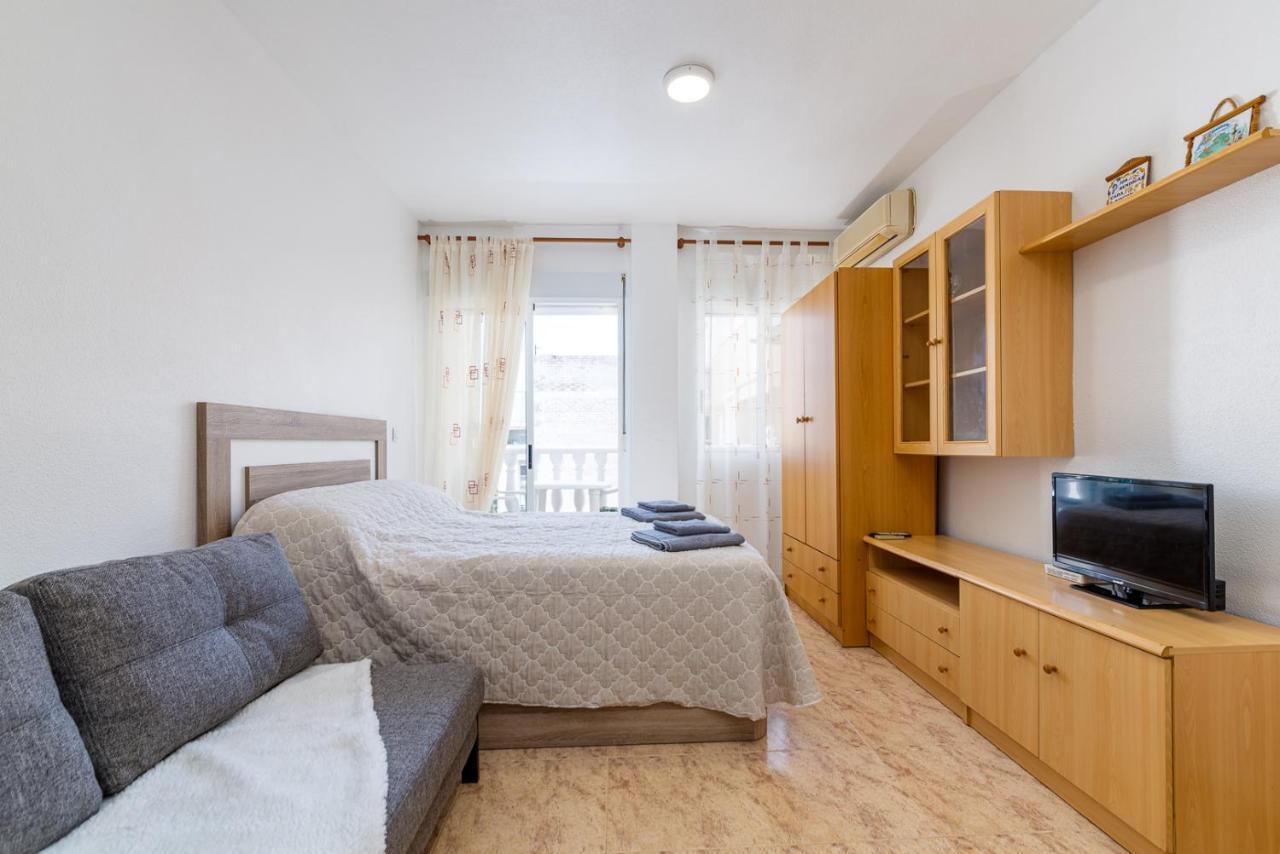 Studio Caballero De Rodas Τορεβιέχα Εξωτερικό φωτογραφία